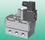 4F630-20-L,CKD三位中封式电磁阀