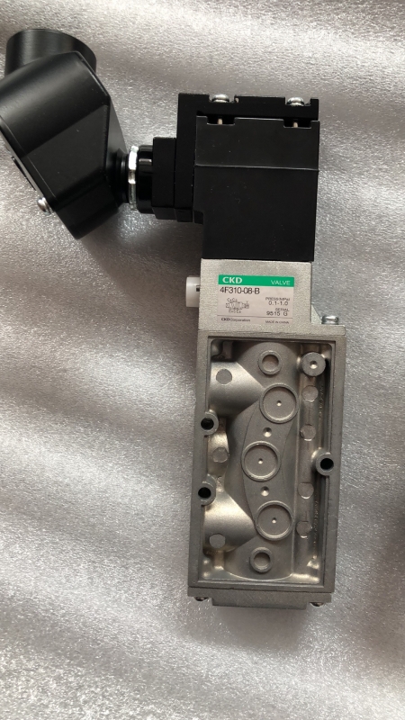 日本喜开理4F110-DC24V 电磁阀口径1/4