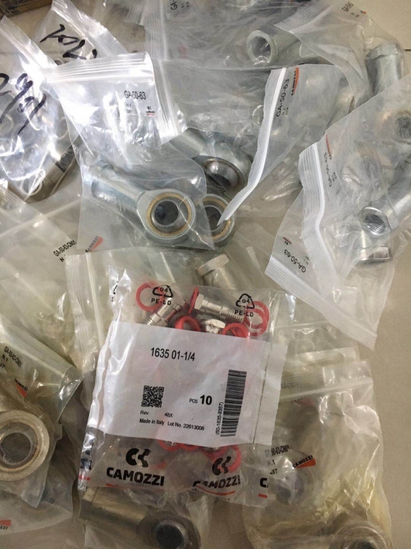 性能介绍CAMOZZI康茂盛CGL系列宽口平行式爪钳