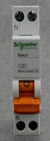 MGNEA9A45C20，供货SCHNEIDER小型断路器