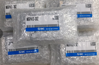实物图MGPA12-30Z，SMC新款带导杆薄型气缸