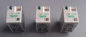 阅读施耐德RXM2AB2BD小型继电器的数据表