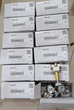 A321-1C2图片；CAMOZZI直动式电磁阀