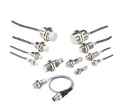 标准操作omron欧姆龙E2E-X10ME1接近开关