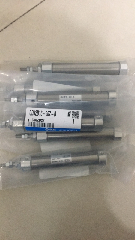 缸径CDJ2B16-30R-H7B SMC单杆双作用气缸