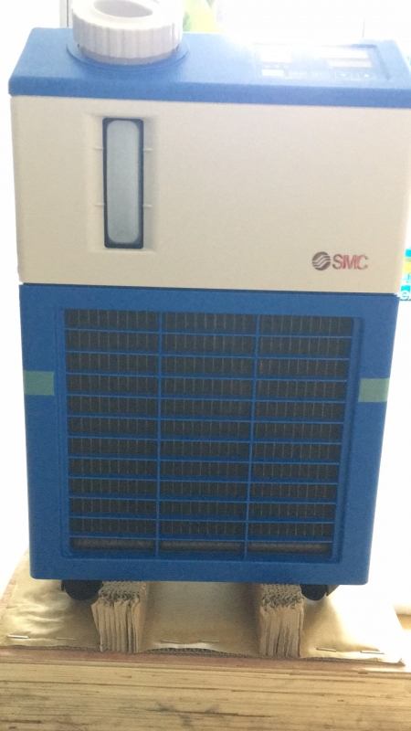 上海乾拓售SMC温控器HRS018-A-20-T紧凑型
