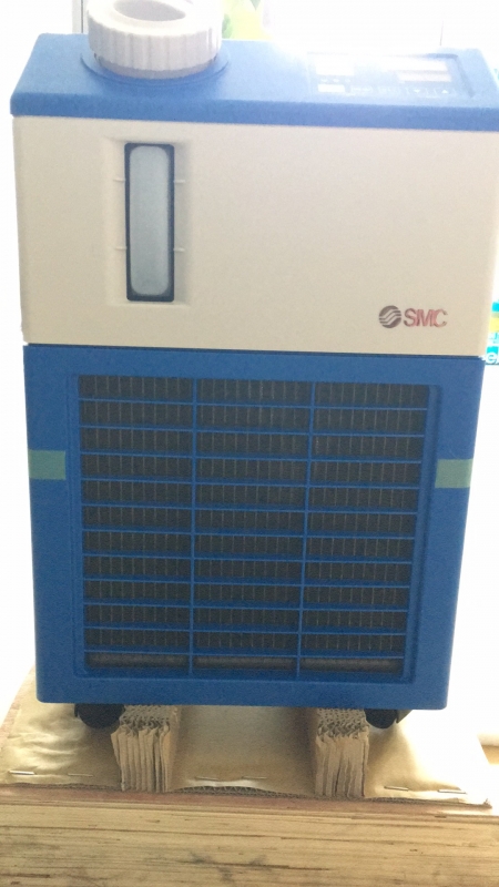 上海乾拓售SMC温控器HRS018-A-20-T紧凑型