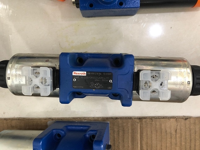 关于德国rexroth直动式方向滑阀R901008688产品说明