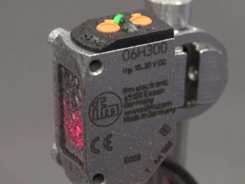 分析易福门ifm光电传感器O6E300的功能原理