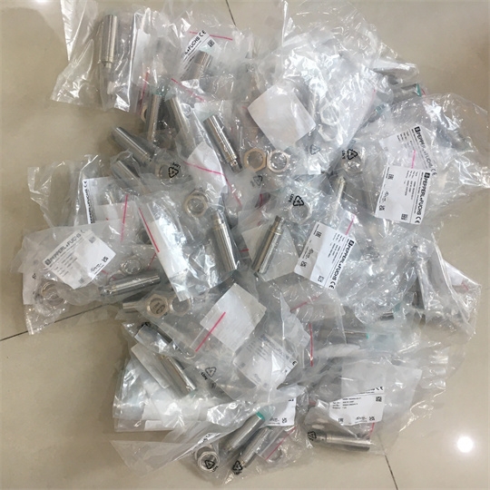 倍加福传感器UB120-12GM-I-V1德国P+F