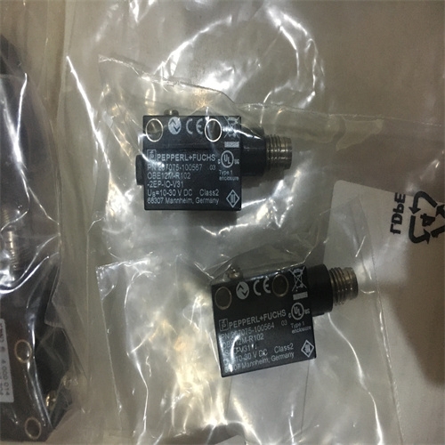 中文说明P+F三角测量传感器OBT150-R100-2EP1-IO-V31