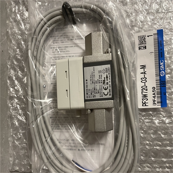 日本SMC数字式流量开关PFM750S-F01L-F