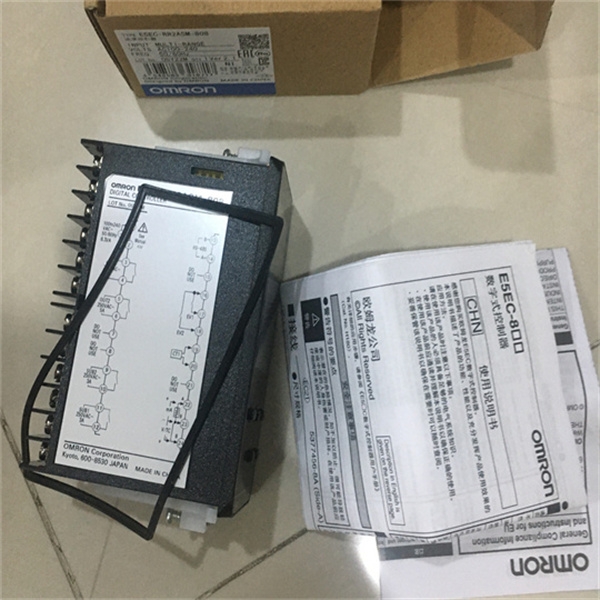 OMRONU型光电传感器EE-SX671P