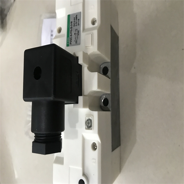 NBN8-18GM40-Z0倍加福接近开关 