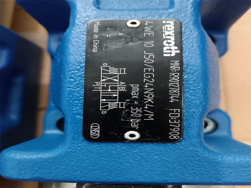 力士乐方向控制阀R928028409 WE-1SP-M12X1