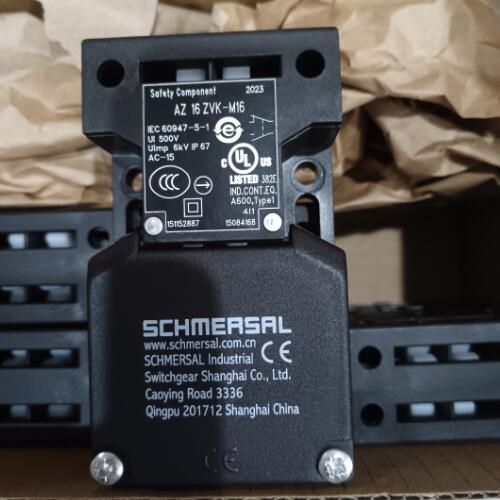安全继电器Schmersal效果图AZ 17-11ZK
