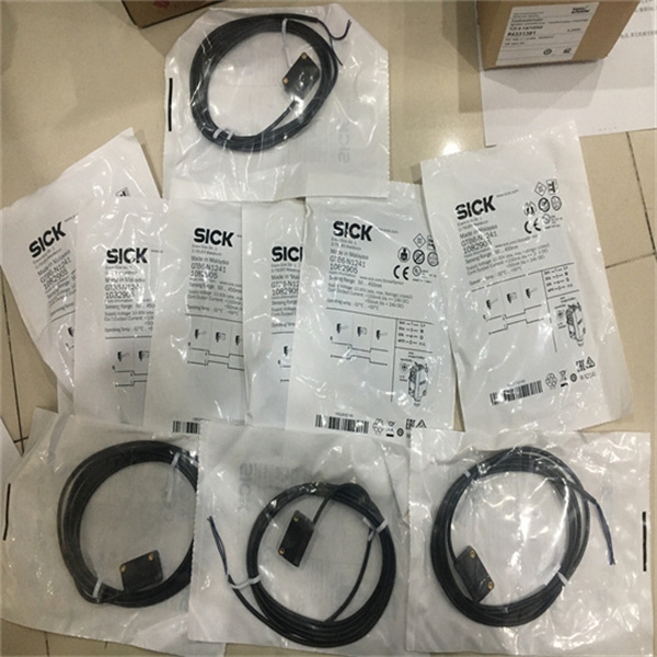 圆柱形光电传感器 SICK VTB180-2P42412