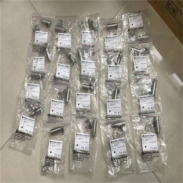 P+F传感器 PVM58N-011AGR0BN-1213