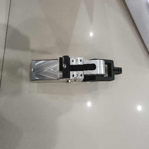 TUNKERS标准气爪夹具V 63.1 BR3 A12 T12 120