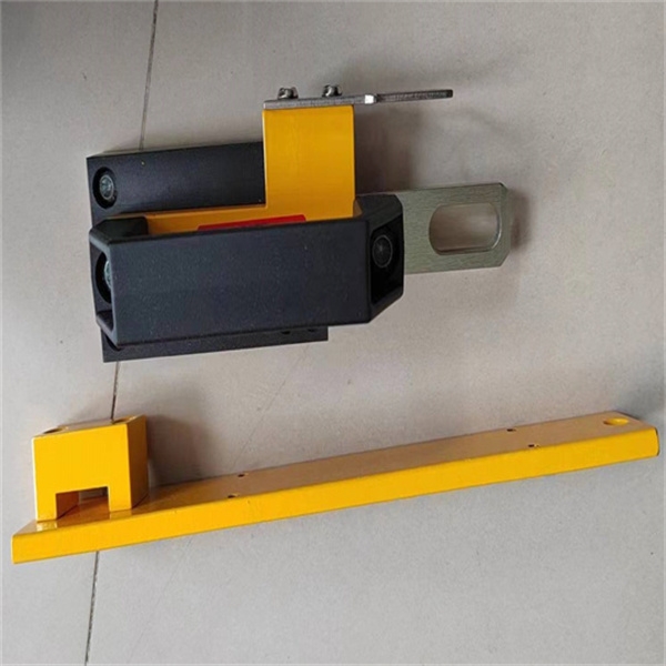 EUCHNER触发块CES-A-BTN-C07-156230