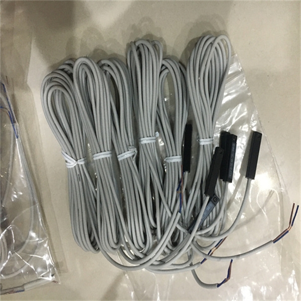 日本SMC表面电位传感器F5032