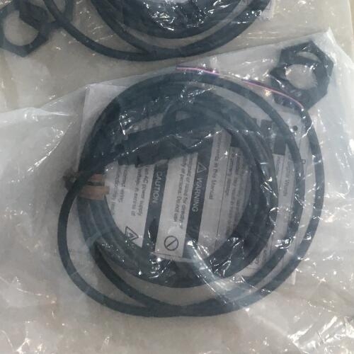 介绍欧姆龙E3FA-DP11 2M光电传感器