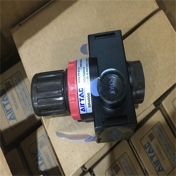 亚德克AIRTAC塑胶接口接头PC1204-S