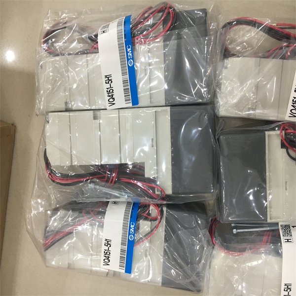 SMC 5通先导式电磁阀VQ5200-4W
