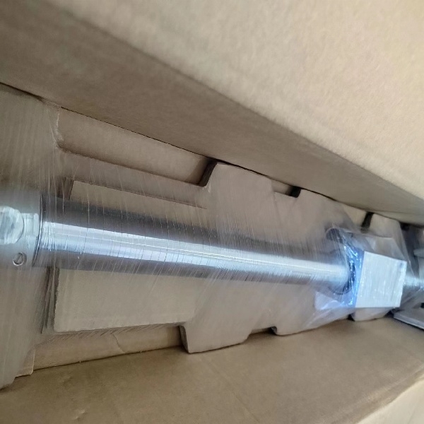 19210德国FESTO标准气缸DSNU-20-50-P-A