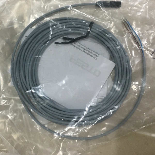 FESTO磁性开关SMT-8M-APS-24V-E-0.3-M12