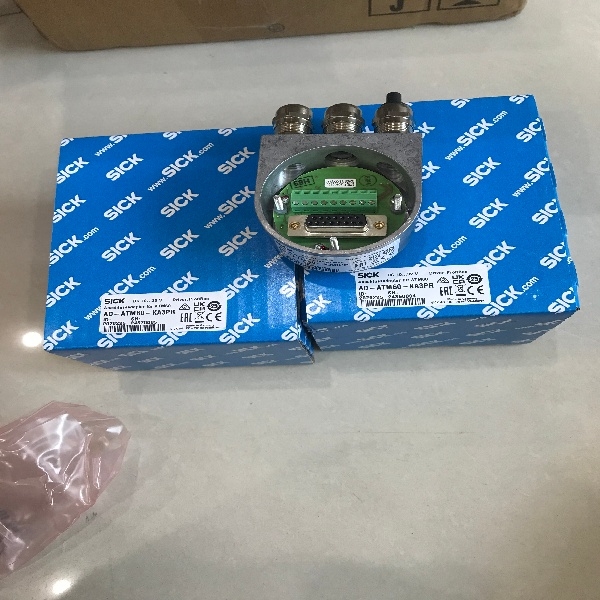 SICK漫反射光电开关1072640 WTT12L-B3562