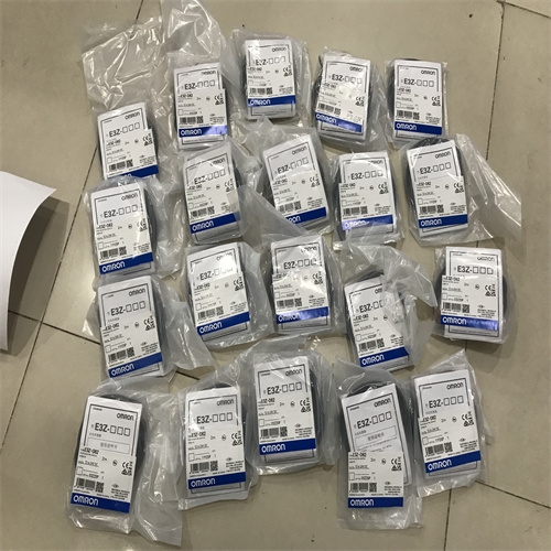 描述OMRON欧姆龙光电开关E3Z-R81 2M