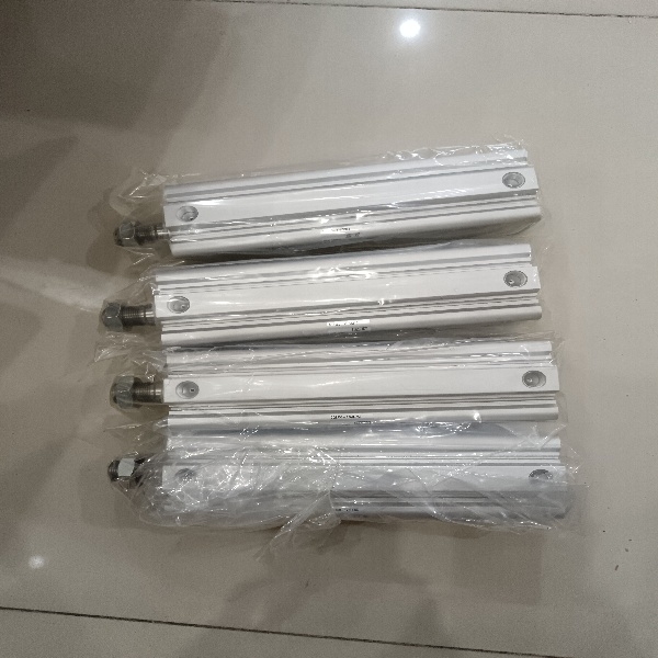 MDB1L50-100Z-M9NL气缸SMC结构分析