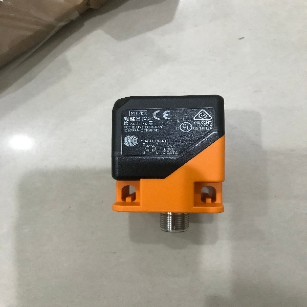 易福门液位传感器LR8000