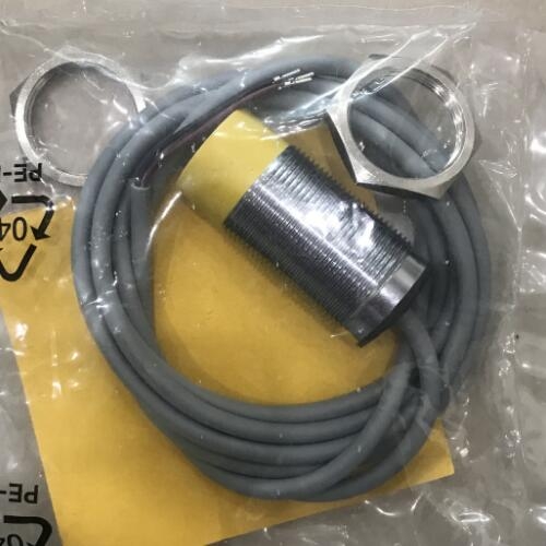 概述TURCK电感式接近传感器NI15-S30-AD4X