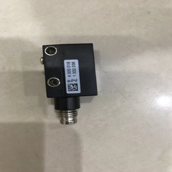 P+F反射型光电传感器3RG7057-3CC00-PF