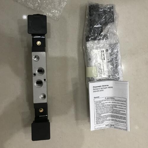 Parker减速箱PS90-003-S2参考数据