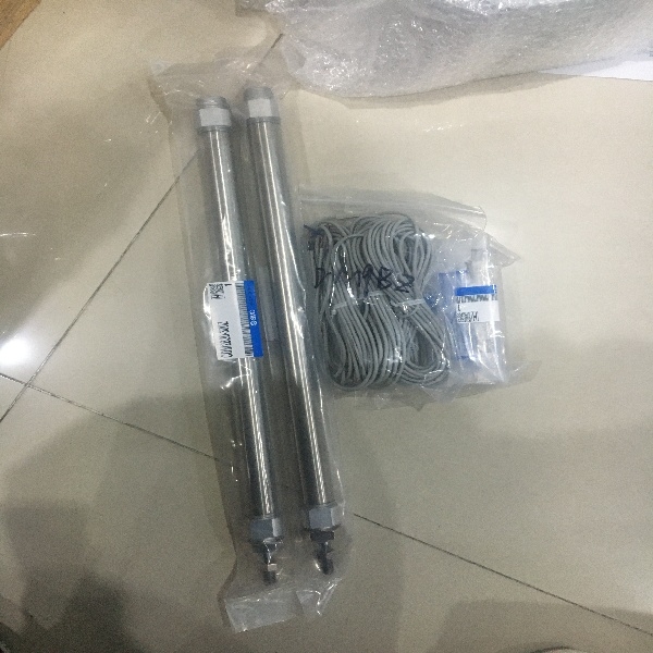 SMC小型自由安装型气缸CDUJB10-10D