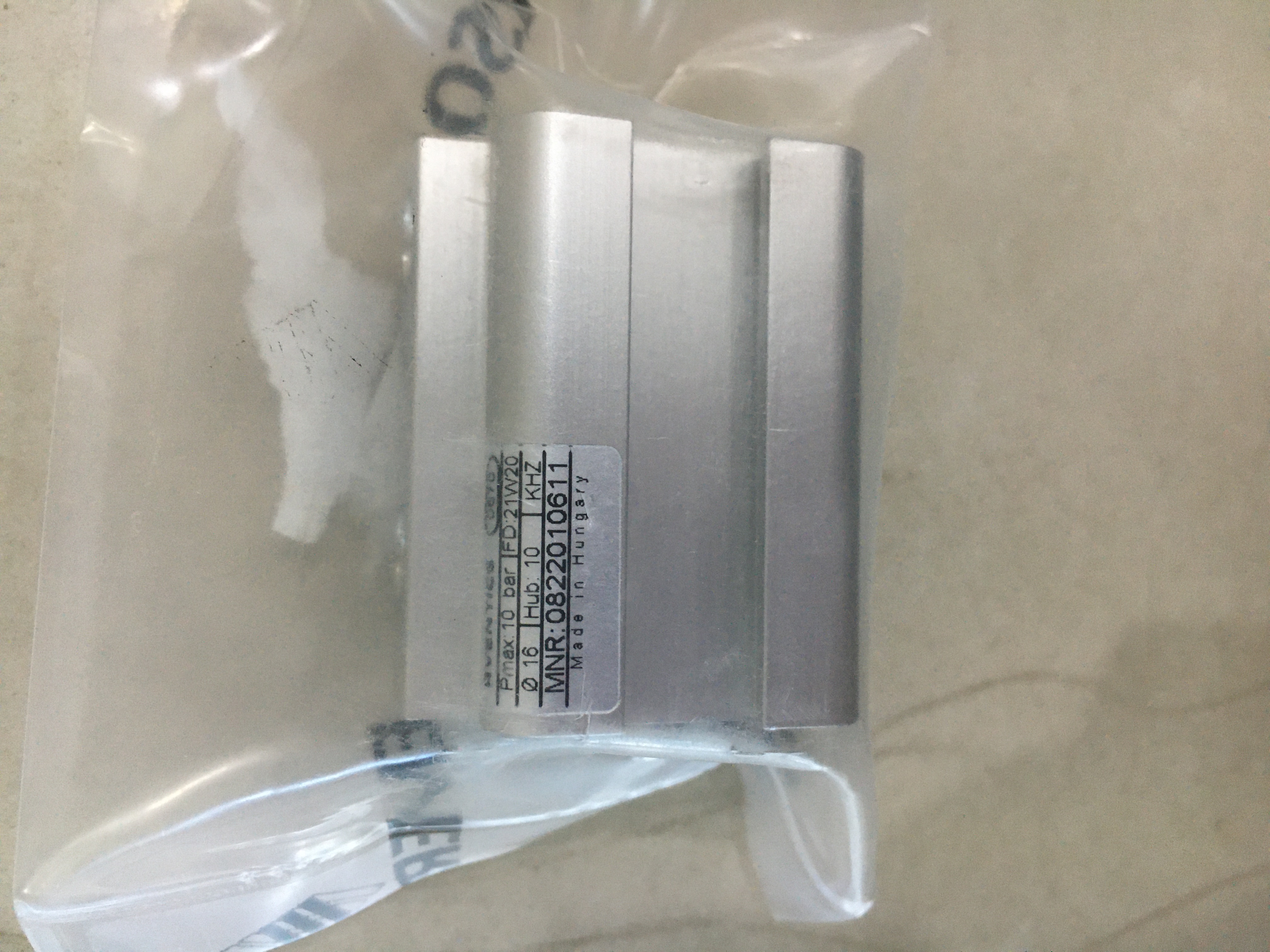 1648180759531339.jpg 0822010611.jpg