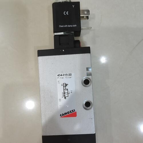 两位三通电磁阀 实物.jpg