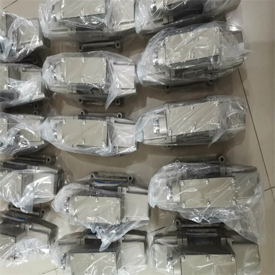 VS4230-044WTB (1).jpg