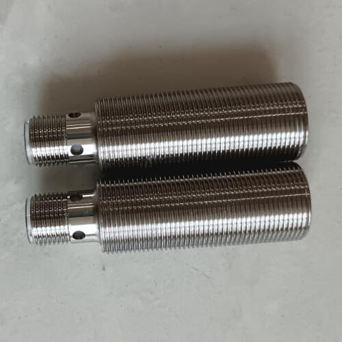 NCB8-18GM50-Z4-V1 1.jpg