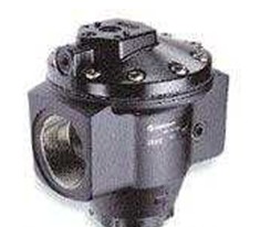 R18 先导式调压阀.JPG